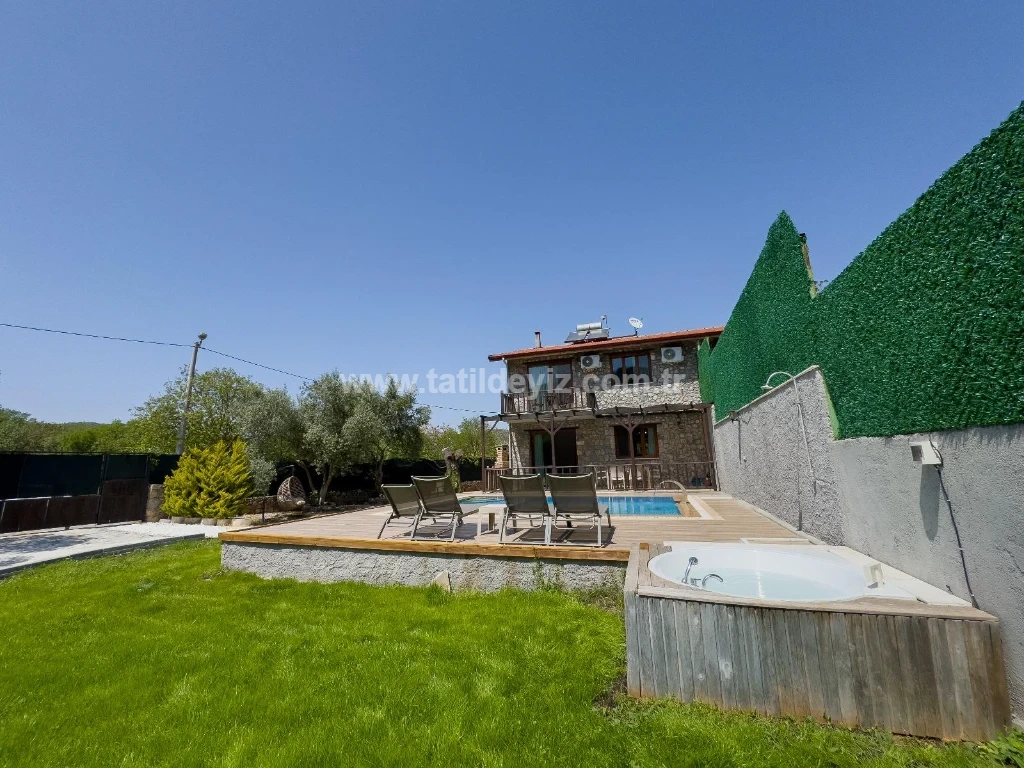 Casa De Piedra 1