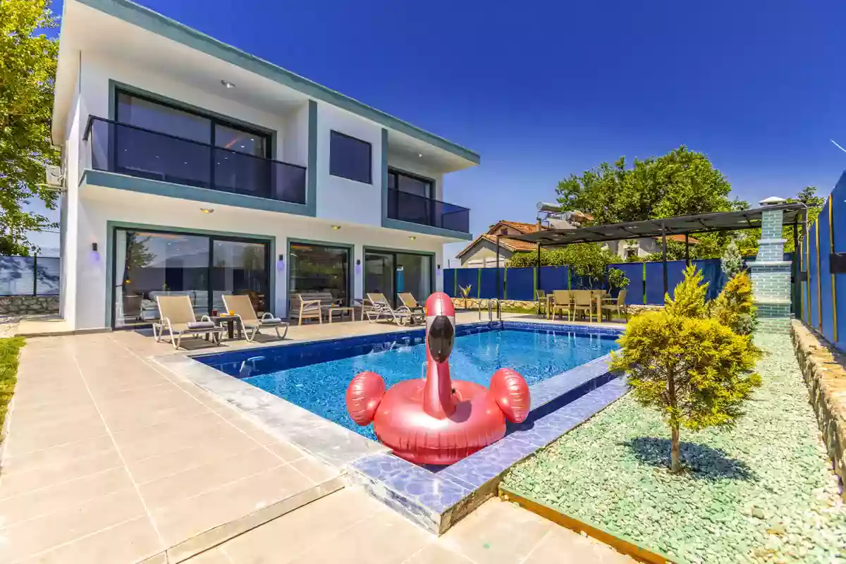 Villa Last Summer - 6
