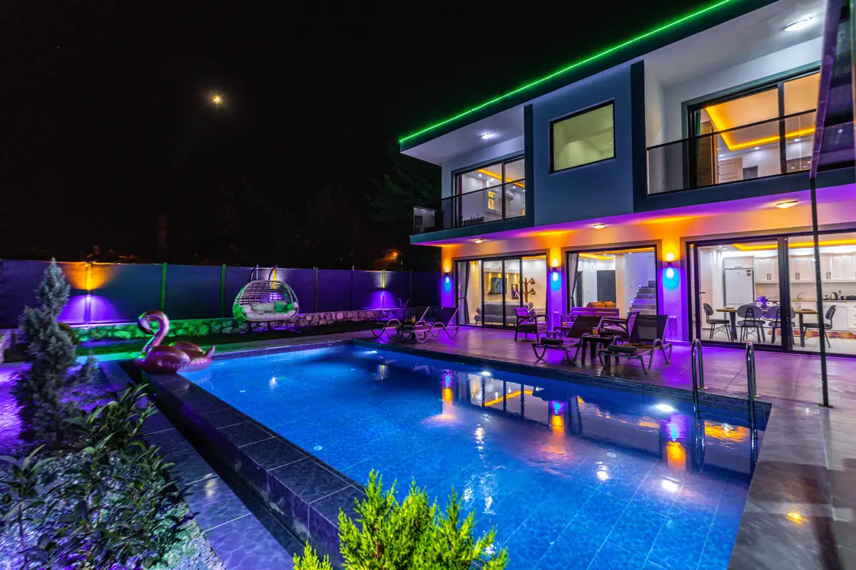 Villa Last Summer - 19