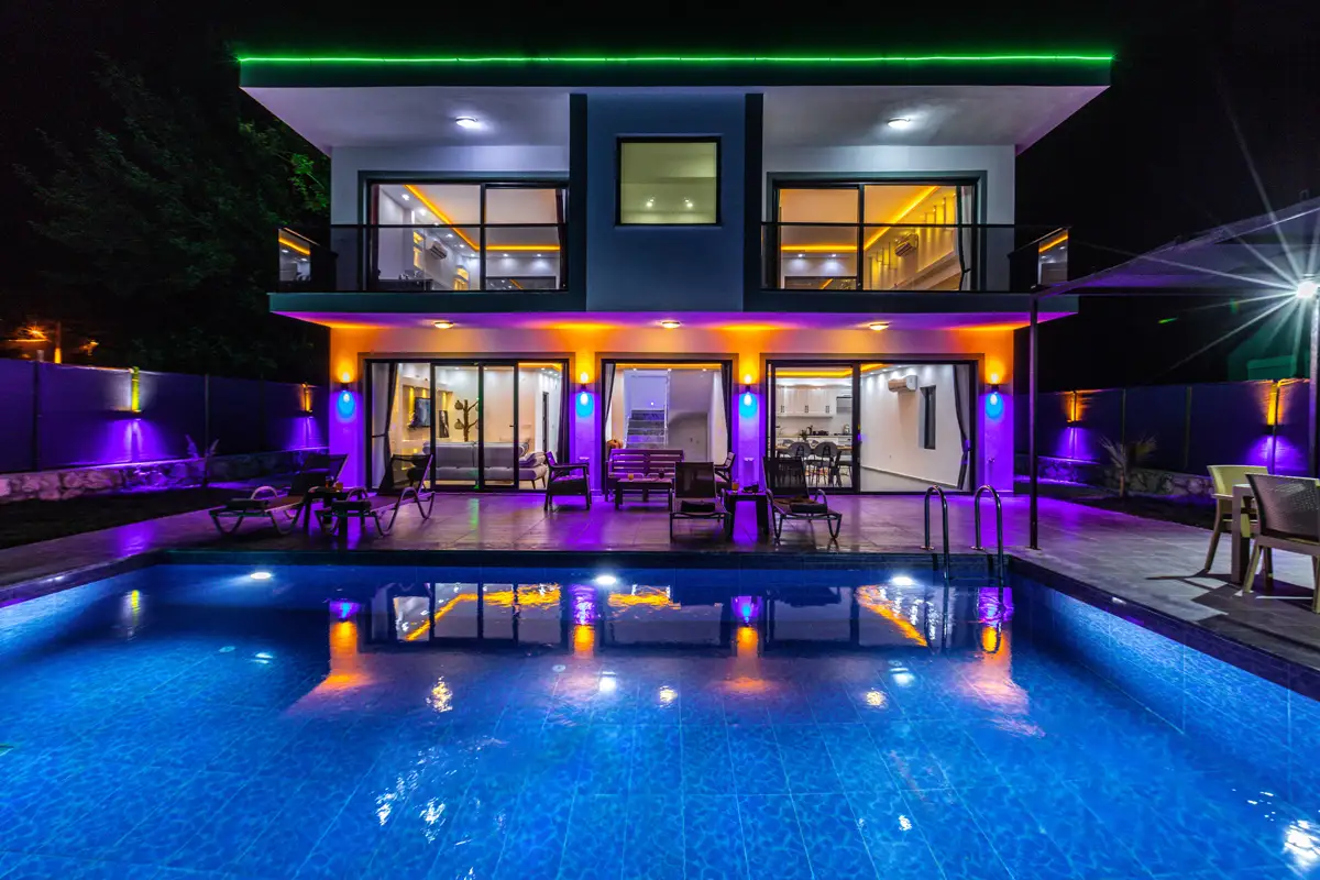 Villa Last Summer - 26