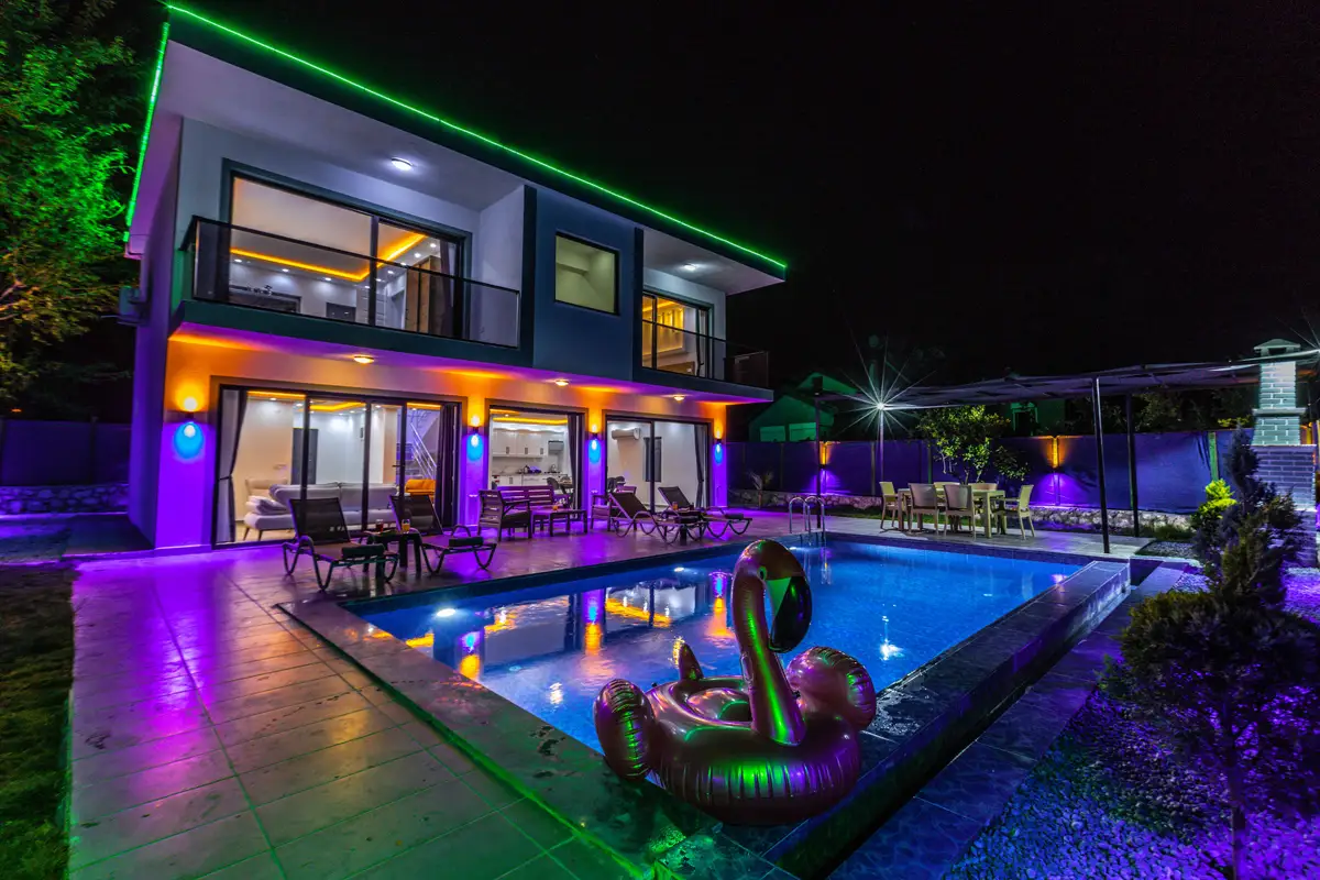 Villa Last Summer - 27