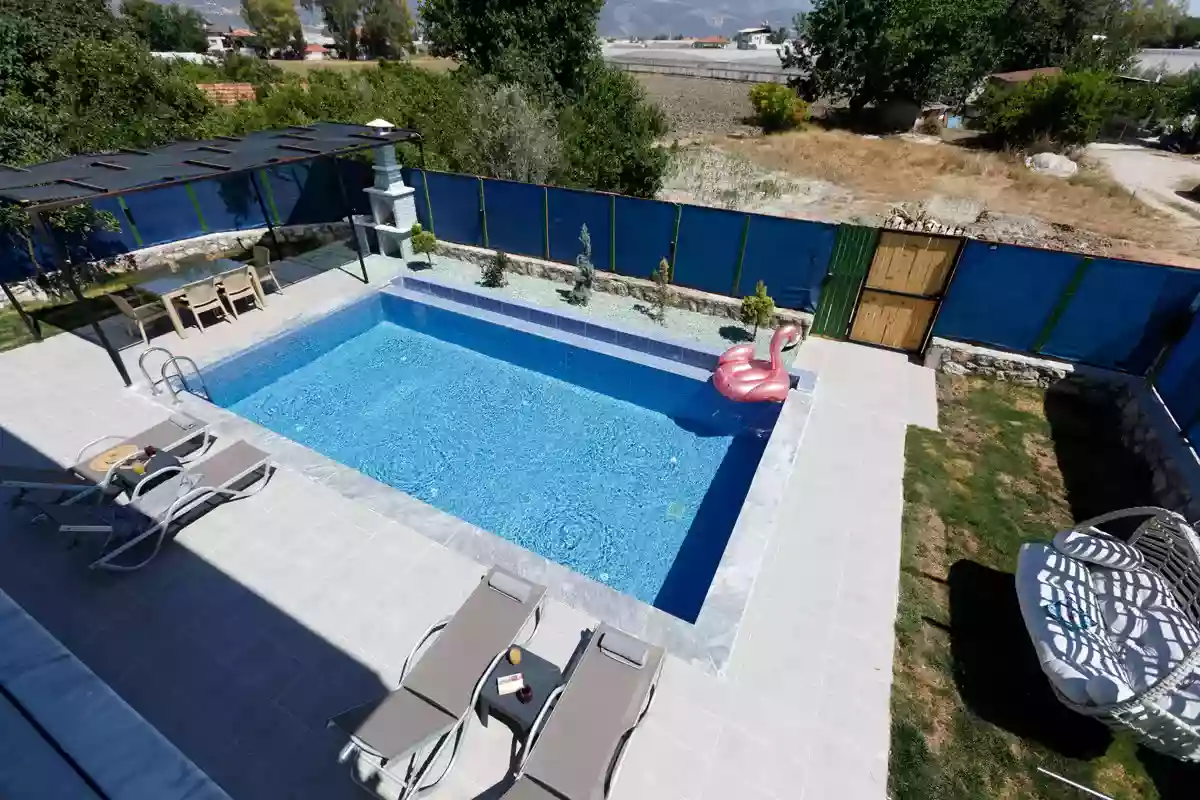 Villa Last Summer - 13